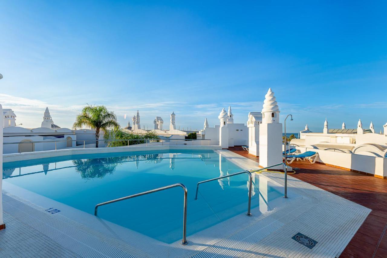 Atico Puerto Marina First Island With Sea Views And Rooftop Pool Беналмадена Екстериор снимка